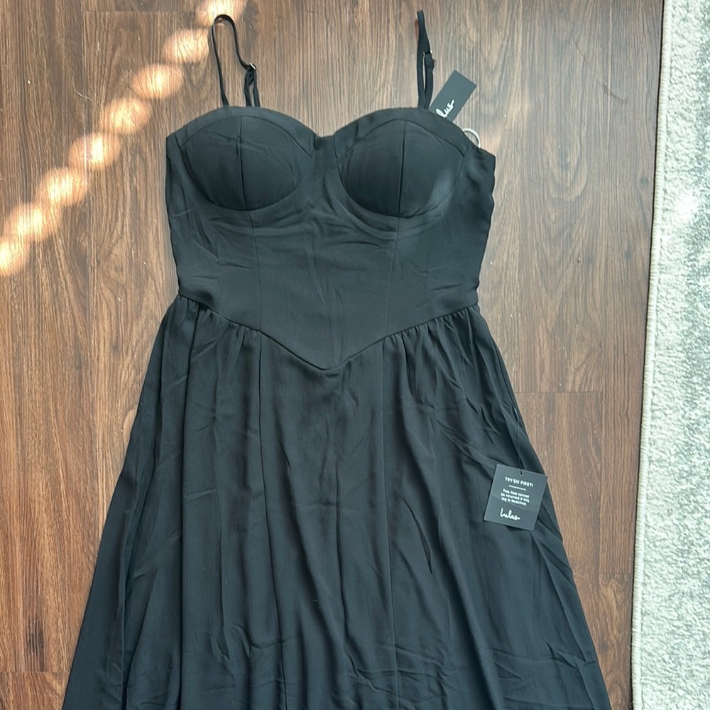 NEVER WORN - BRAND NEW! Lulu's Black Sleeveless Bustier Maxi Dress
